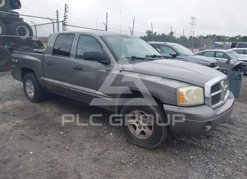 2005 Dodge DAKOTA фото
