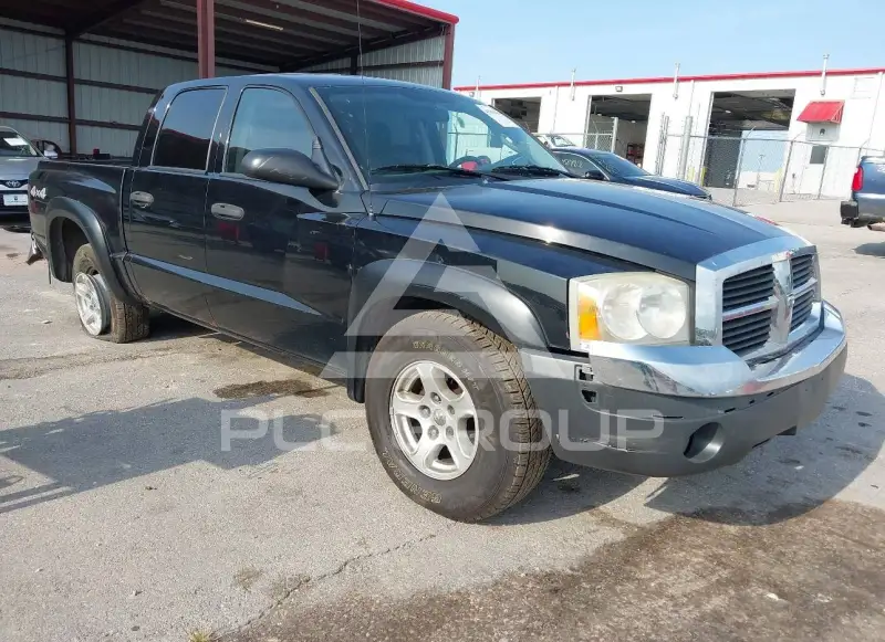 2005 Dodge DAKOTA фото