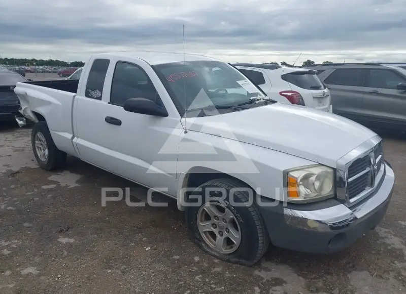2005 Dodge DAKOTA photo