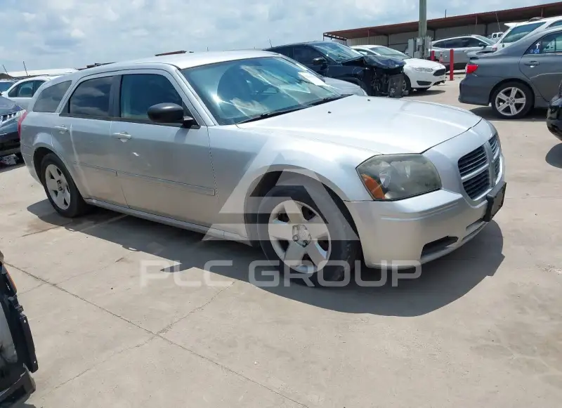 2005 Dodge MAGNUM photo