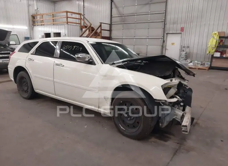 2005 Dodge MAGNUM фото