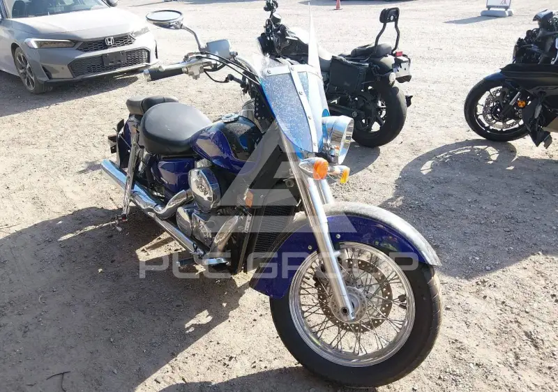 2005 Honda VT750 фото