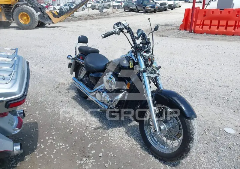 2005 Honda VT750 фото