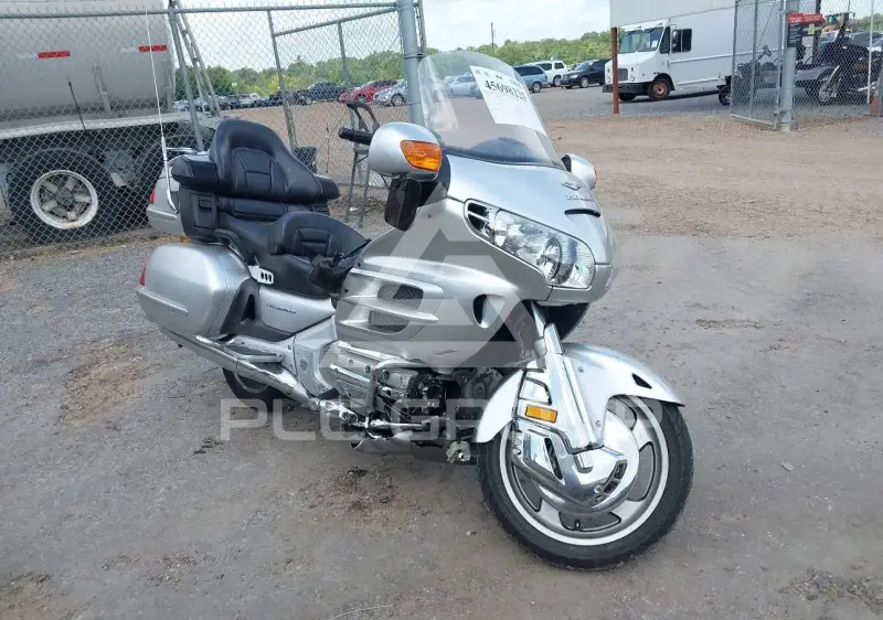 2005 Honda GL1800 фото
