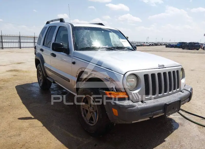 2005 Jeep LIBERTY photo