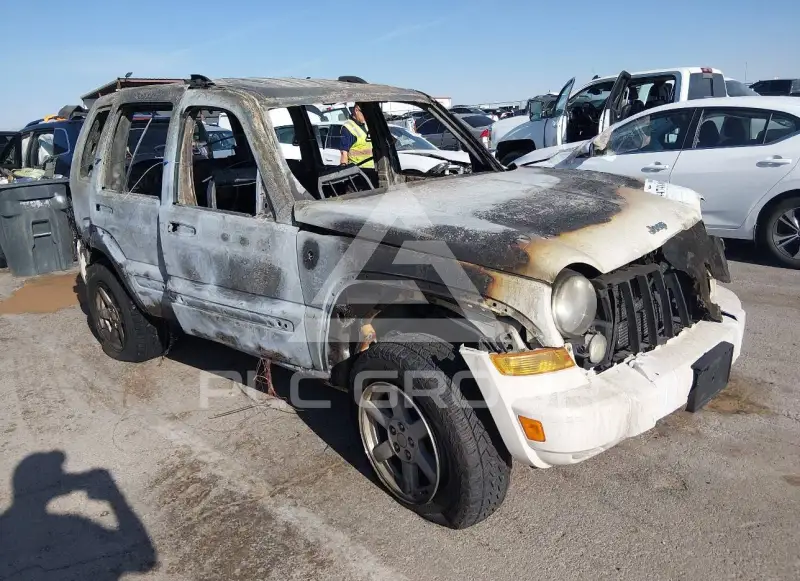 2005 Jeep LIBERTY фото