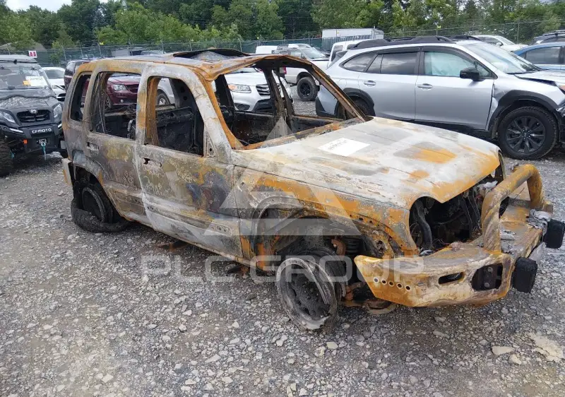 2005 Jeep LIBERTY фото
