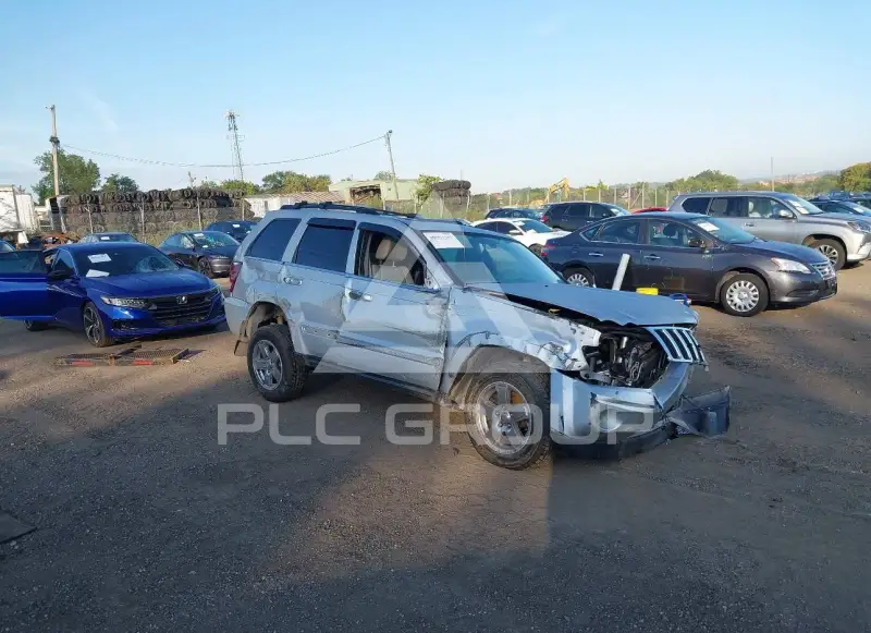 2005 Jeep Grand Cherokee photo