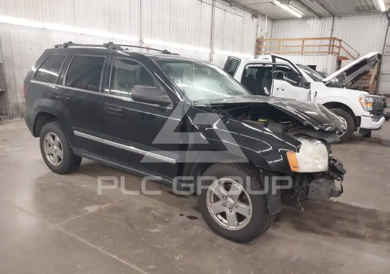 2005 Jeep Grand Cherokee photo