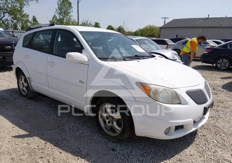 2005 Pontiac VIBE photo