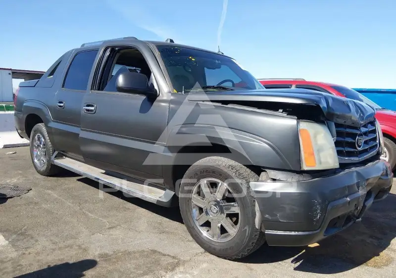 2005 Cadillac ESCALADE photo