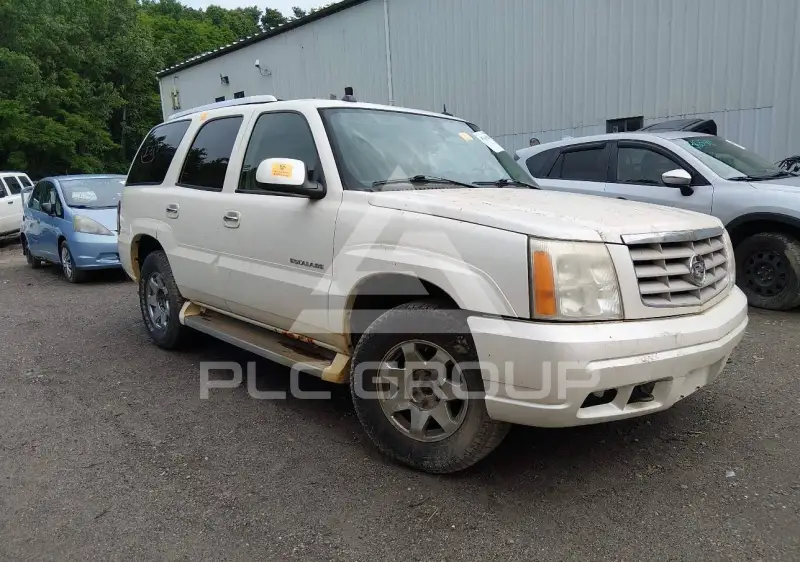 2005 Cadillac ESCALADE photo