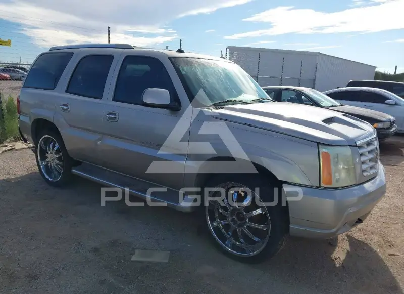 2005 Cadillac ESCALADE photo