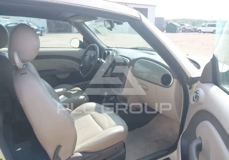 2005 Chrysler PT Cruiser photo