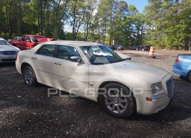 2005 Chrysler 300 фото