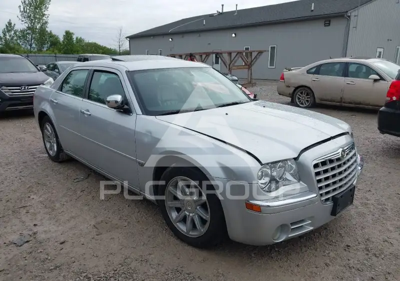2005 Chrysler 300 фото