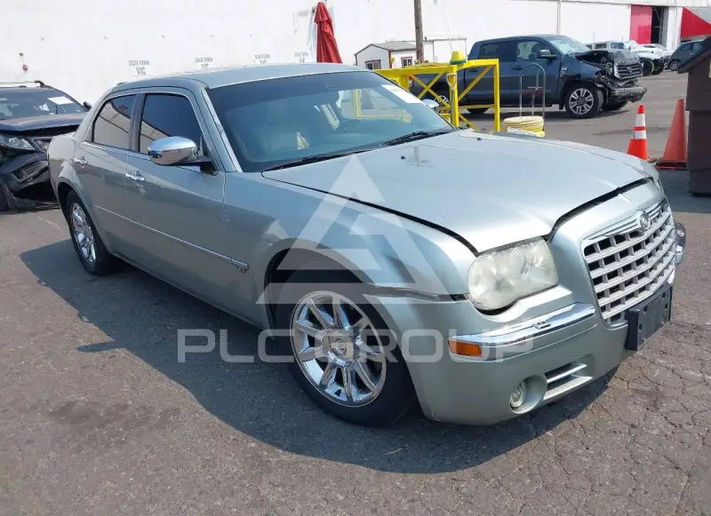 2005 Chrysler 300 фото