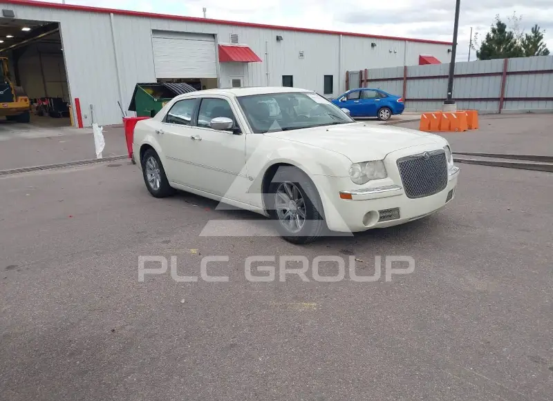2005 Chrysler 300 фото