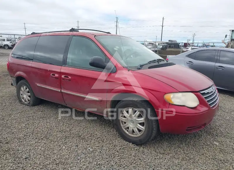 2005 Chrysler TOWN & COUNTRY photo