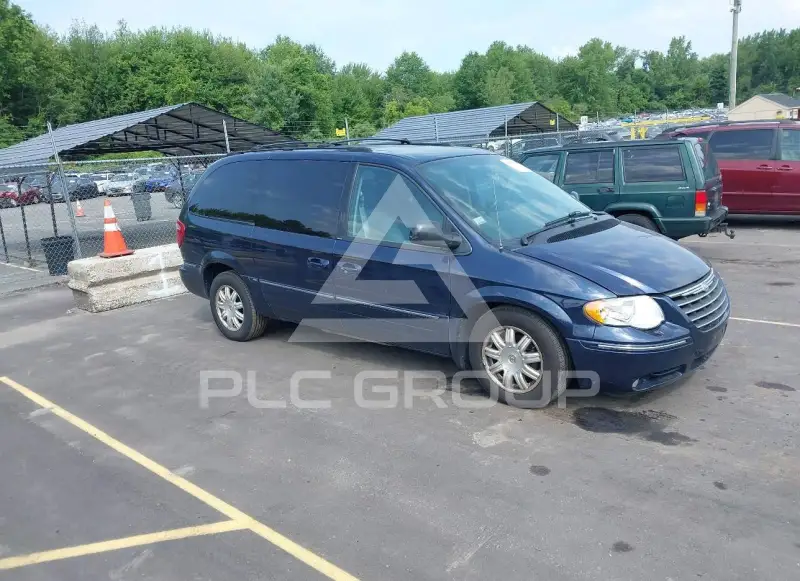 2005 Chrysler TOWN & COUNTRY фото