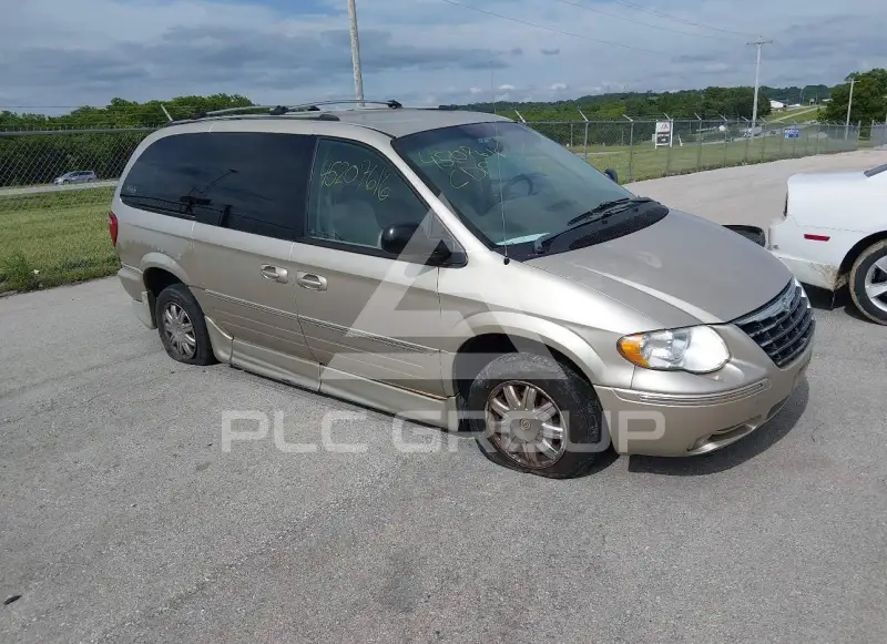 2005 Chrysler TOWN & COUNTRY фото