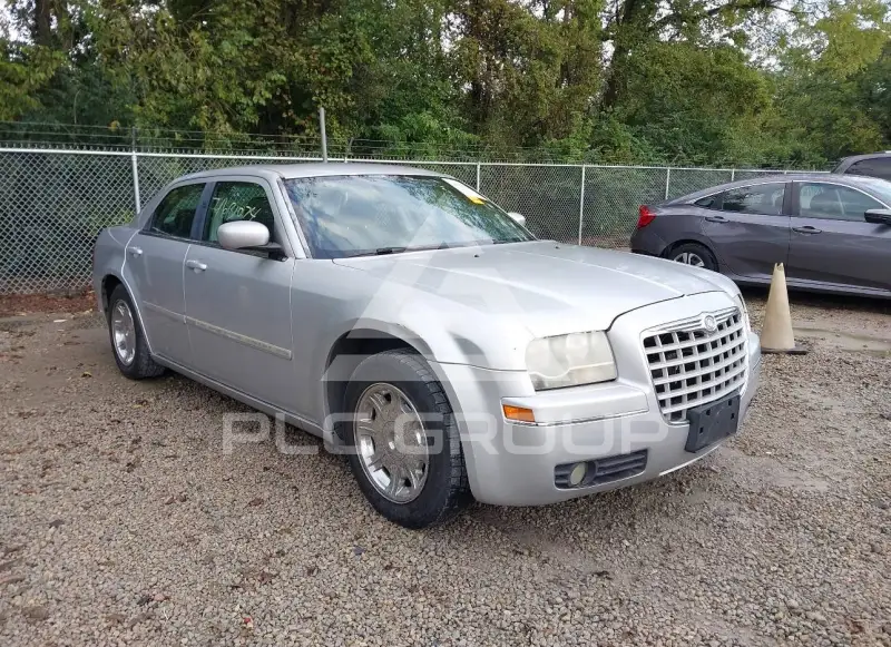 2005 Chrysler 300 фото
