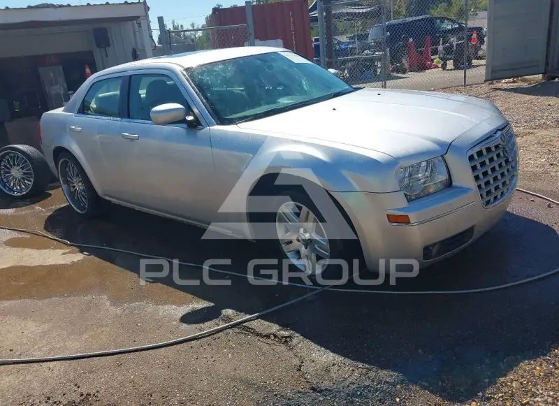 2005 Chrysler 300 фото