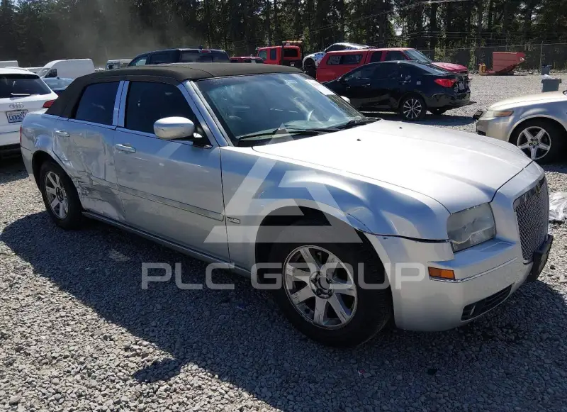 2005 Chrysler 300 фото