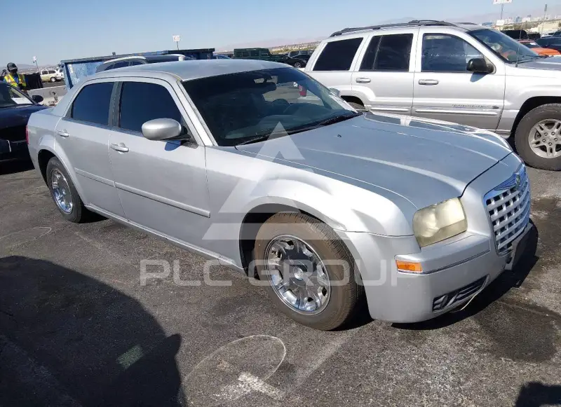 2005 Chrysler 300 фото