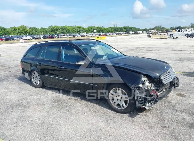 2005 Mercedes Benz E 320 фото