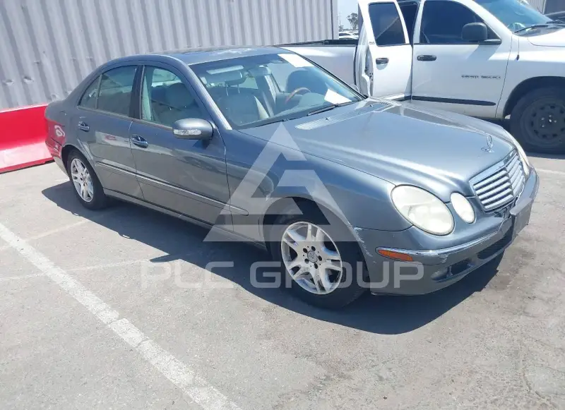 2005 Mercedes Benz E 320 фото