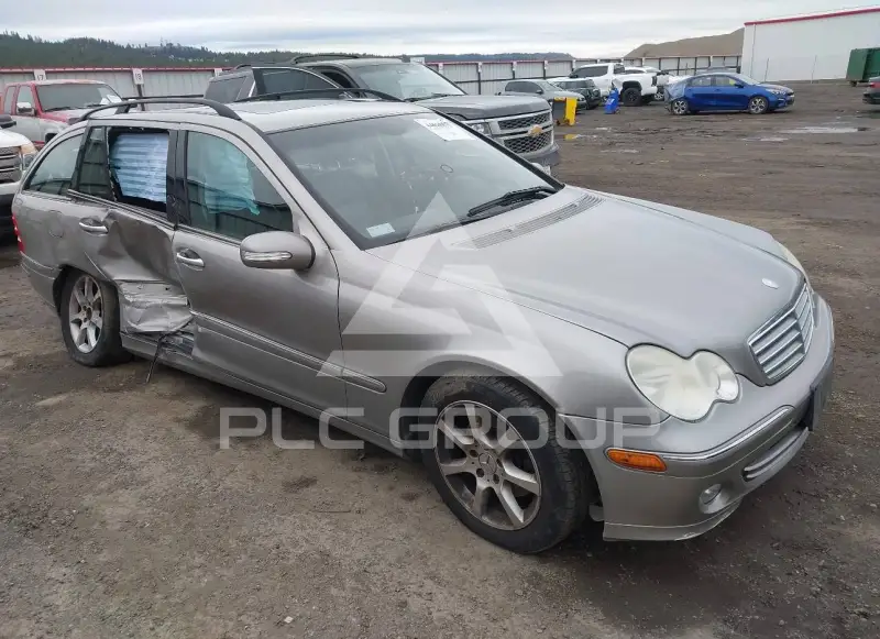 2005 Mercedes Benz C 240 фото