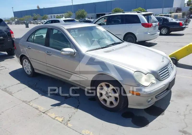 2005 Mercedes Benz C 240 фото
