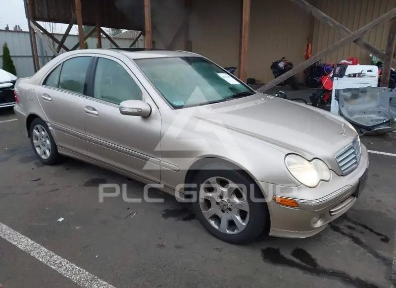 2005 Mercedes Benz C 240 photo