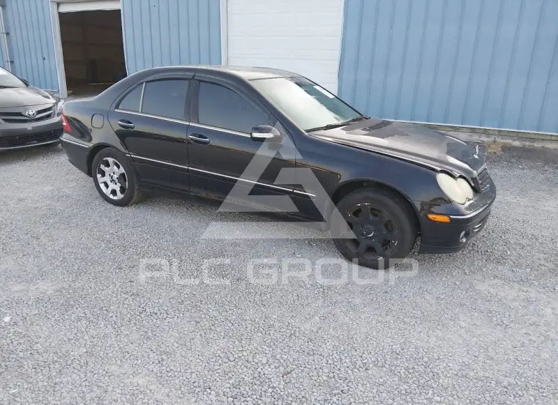 2005 Mercedes Benz C 240 фото