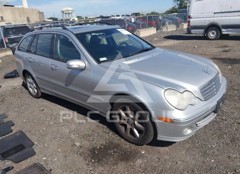 2005 Mercedes Benz C 240 photo