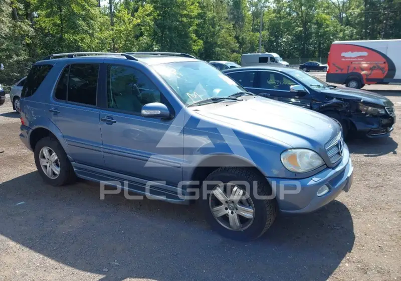 2005 Mercedes Benz ML 500 photo