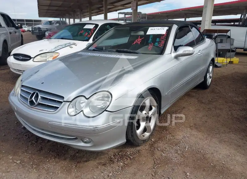2005 Mercedes Benz CLK 320 photo