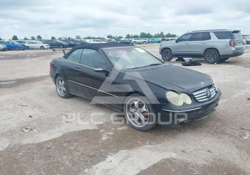 2005 Mercedes Benz CLK 320 photo