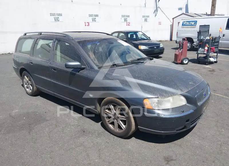 2005 Volvo V70 фото