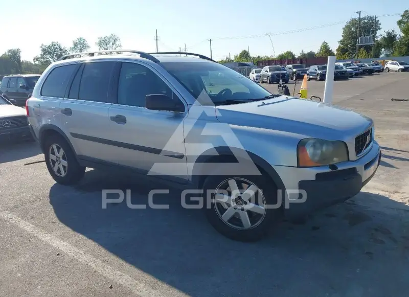 2005 Volvo XC90 photo