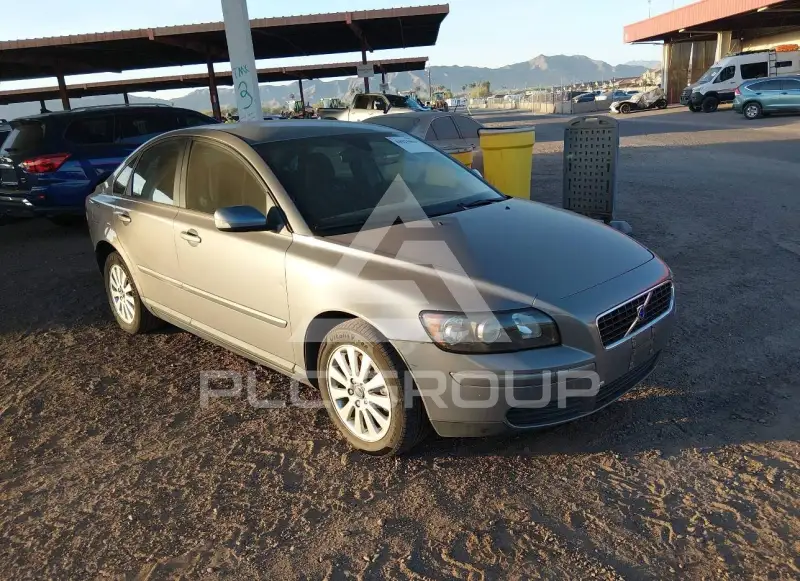 2005 Volvo S40 фото