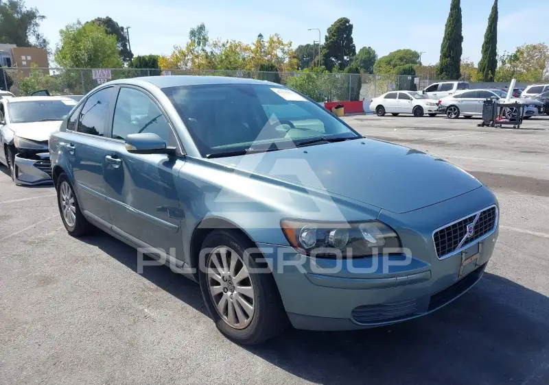 2005 Volvo S40 фото