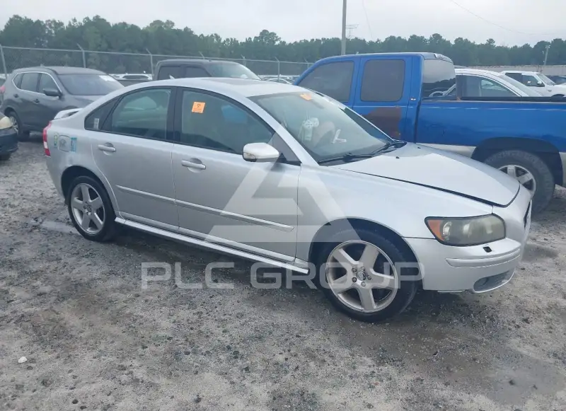 2005 Volvo S40 photo