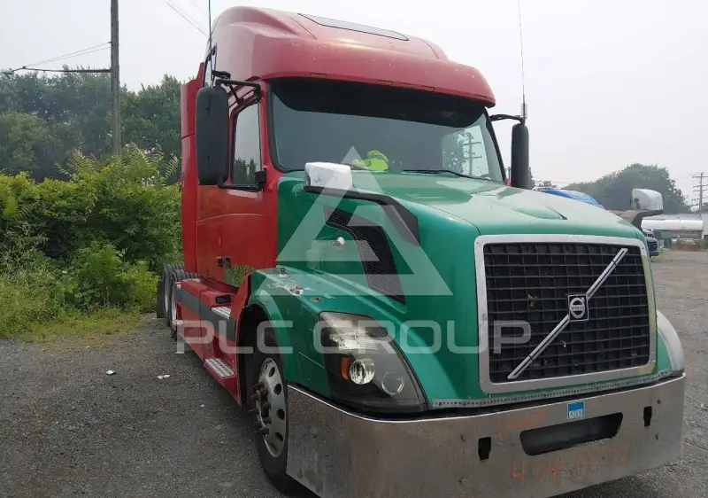 2005 Volvo VNL фото