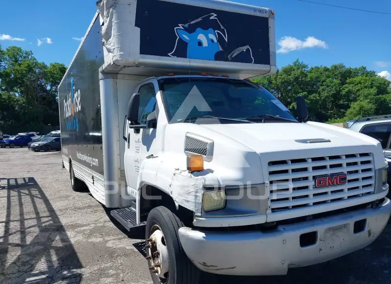 2005 GMC 5500 фото