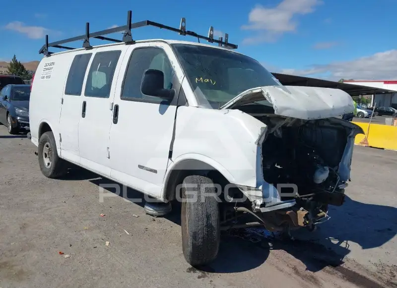 2005 GMC Savana фото