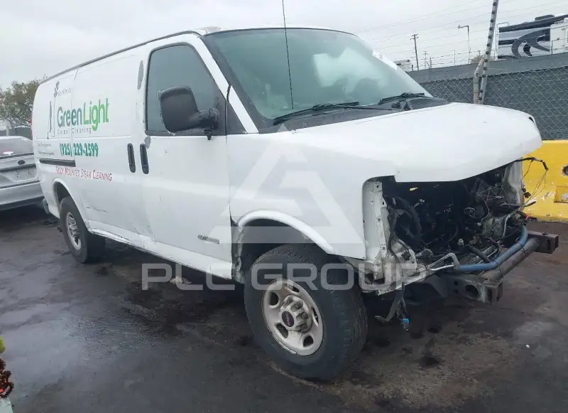 2005 GMC Savana фото