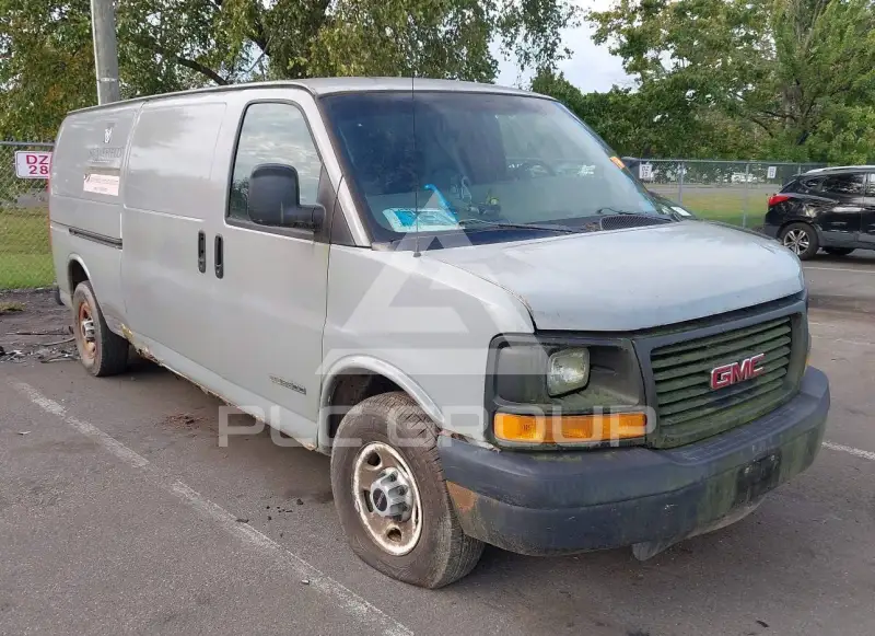 2005 GMC Savana фото