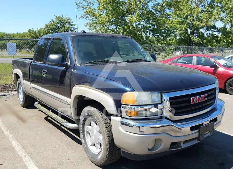 2005 GMC Sierra photo